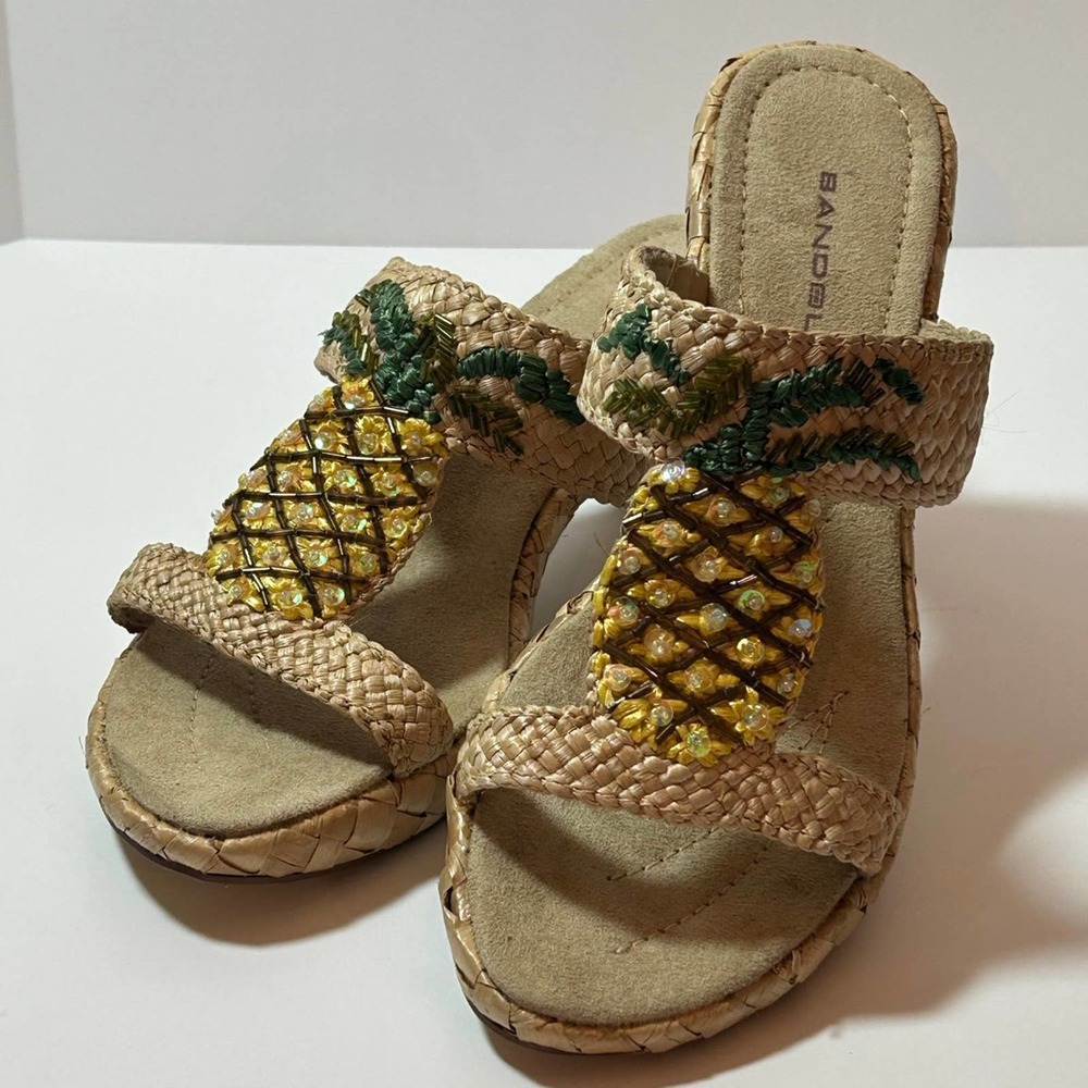 Bandolino~Women’s 7 1/2” Pineapple Whimsical‎ Weaved Wedge Sandals